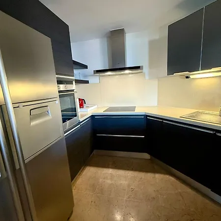Bahia - 2 Bedroom Seafront Апартаменты