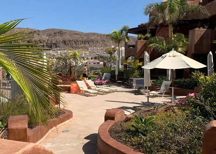 Bahia - 2 Bedroom Seafront Apartmán *