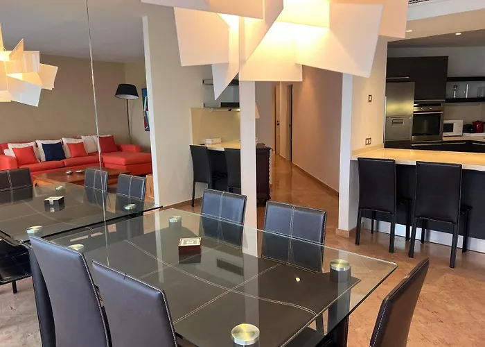 Bahia - 2 Bedroom Seafront Apartmán *